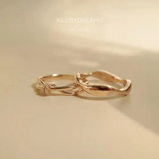 ۰۱ (۹)