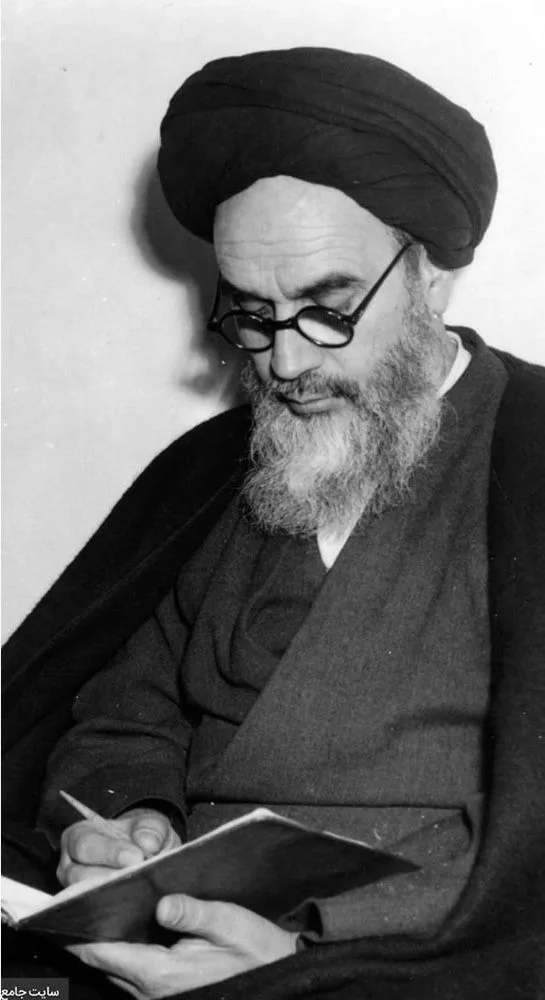 emam-khomeini-story emam-khomeini-story